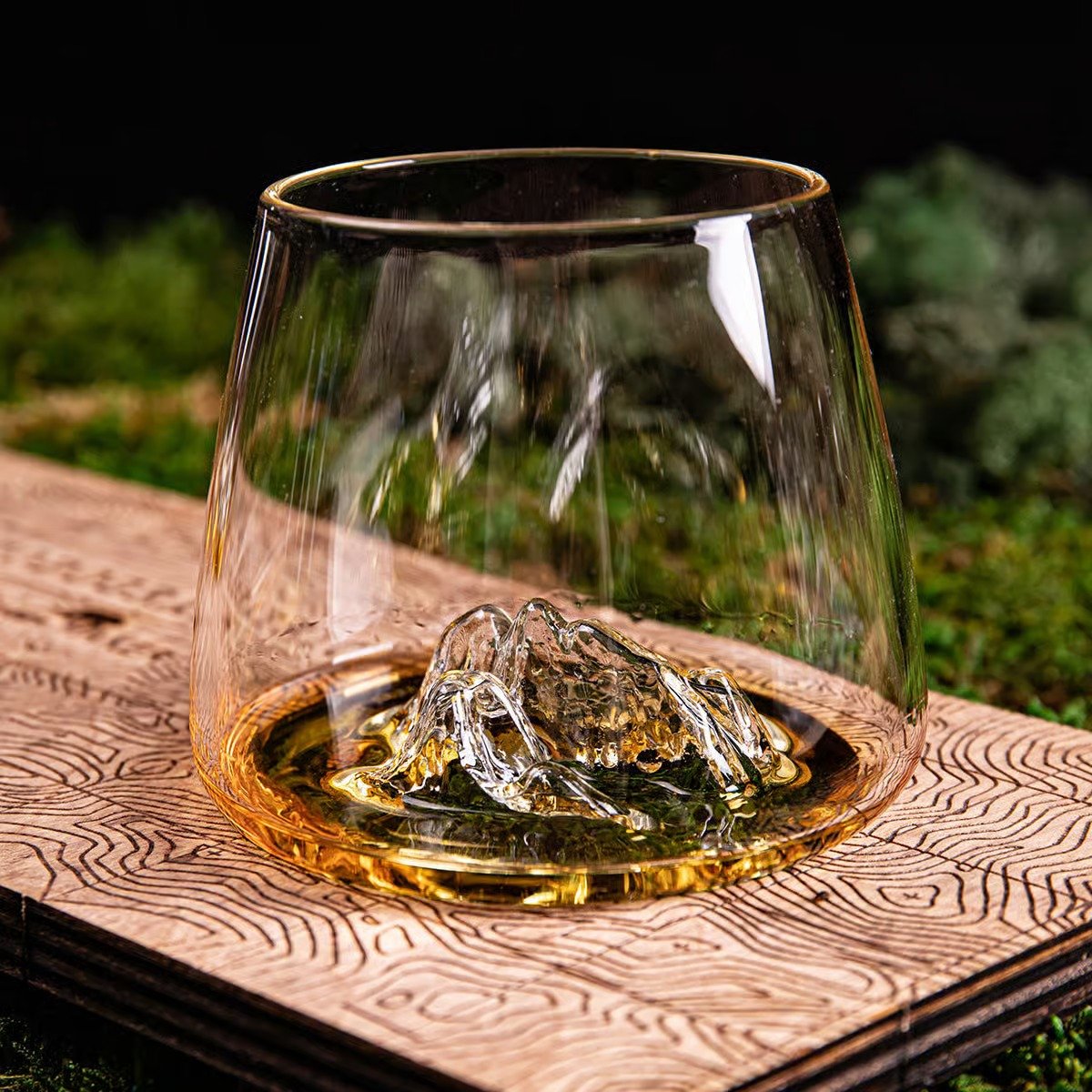 Whiskey Glass with Mountain Ice Design – Unique Drinkware
