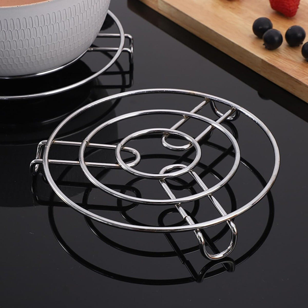 Stainless Steel Trivet – Heat-Resistant Kitchen Stand